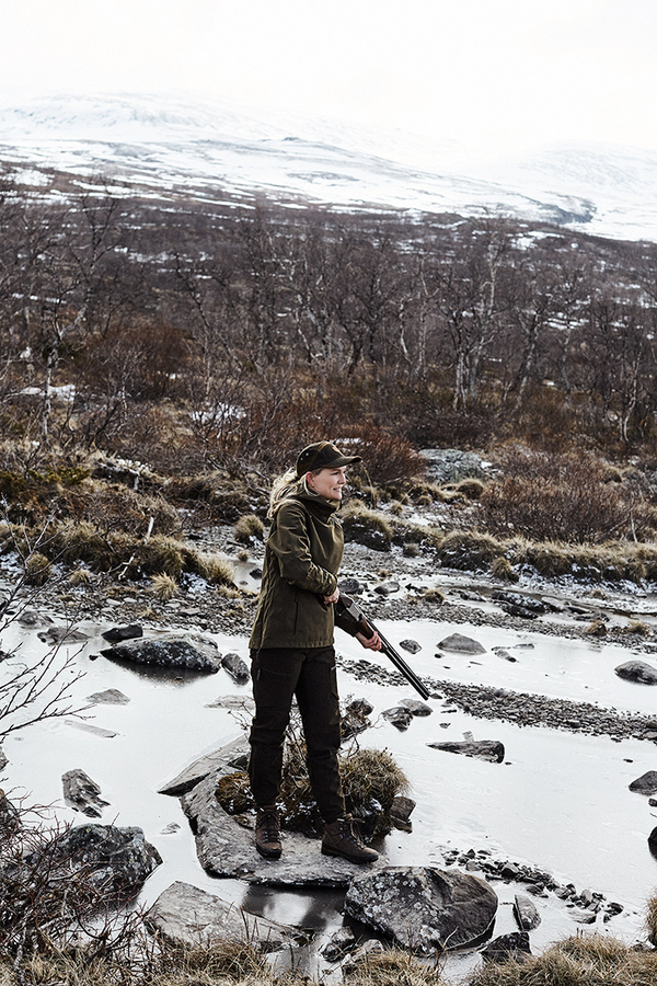 Northern Hunting Alva Ildri jagtanorak portrait2