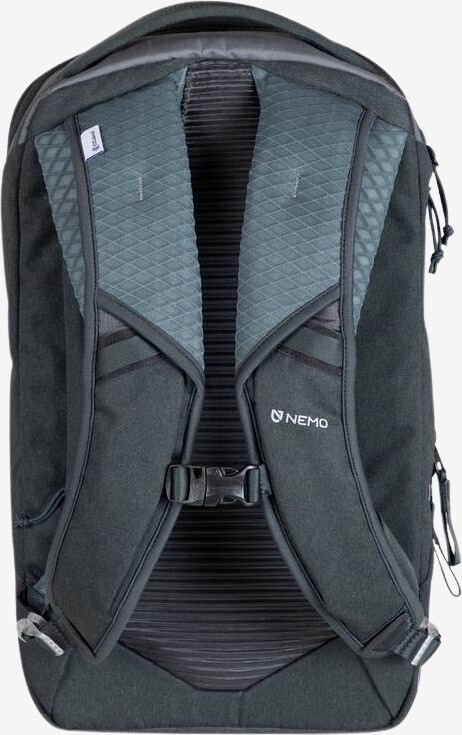 Vantage-20L-Black_811666033048_05-Back-V2