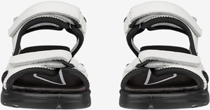 221203-01007-front_pair_eCom