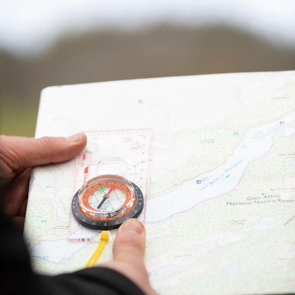Trespass-Vastra-kompas