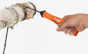 Pocket_Chainsaw_cutting_through_tree_on_white