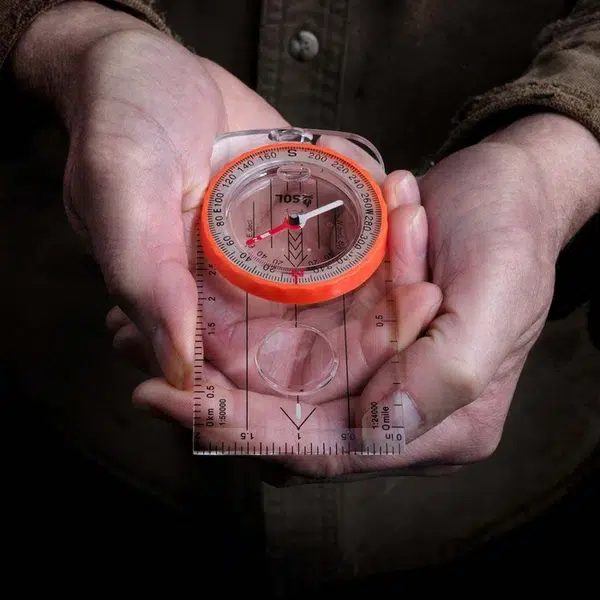 deluxe_map_compass_inhand