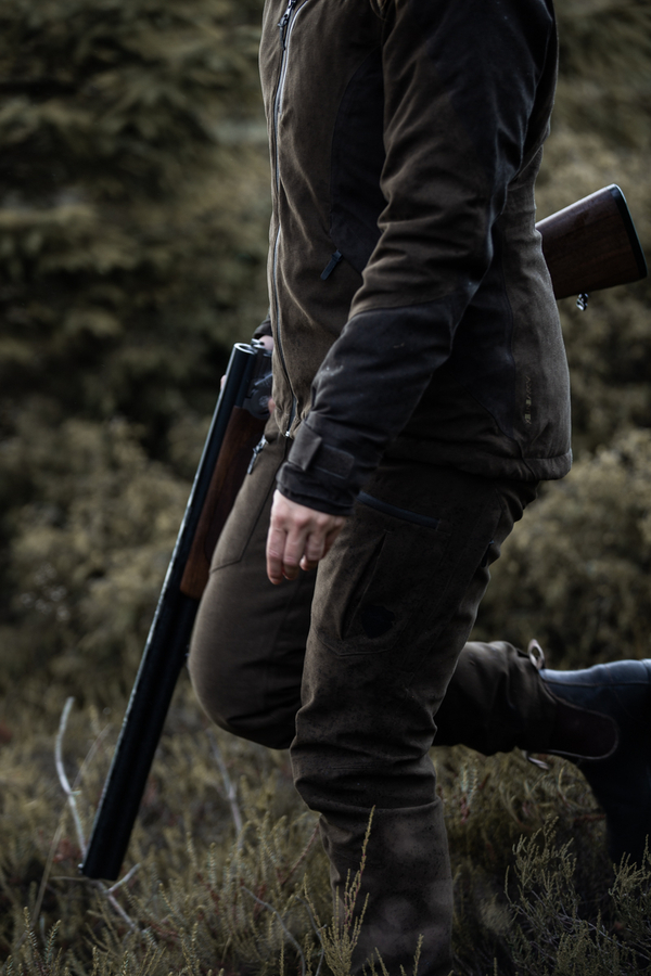 Northern Hunting Elk Svana jagtbukser portrait2